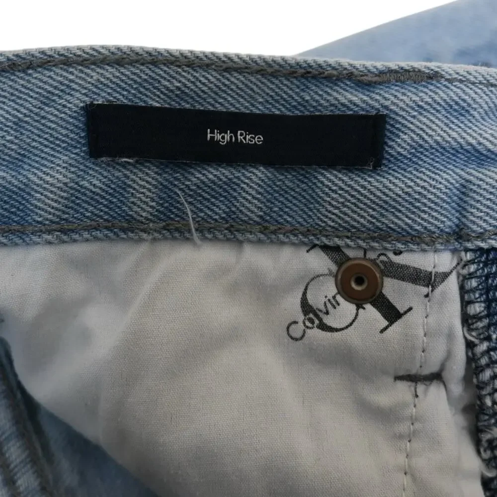 Calvin Klein Jeans Womens 25 Button Fly High Rise Jean Shorts
